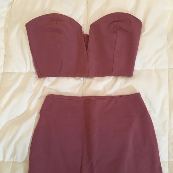 Two Piece Set - Picture 1 of 9